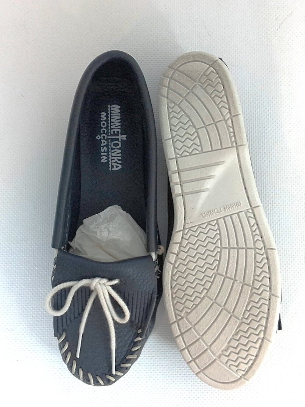 Minnetonka Women's Kilty Unbeaded Moccasin Navy Blue White Slip On Shoes 7.5 - Picture 10 of 10